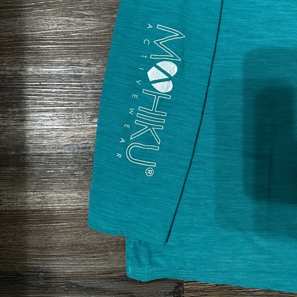Mahiku Activewear Shirt. Size XL. Color, blue. - Picture 3 of 4